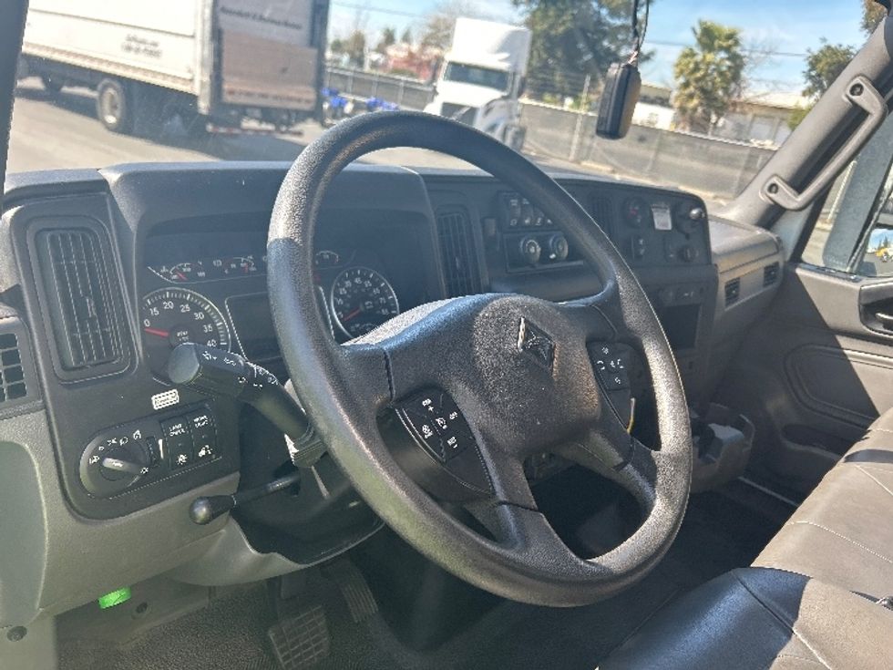 Medium Duty Box Truck-Light and Medium Duty Trucks-International-2022-MV607-West Sacramento-CA-140,354\n\t\tmiles-$ 68,000 - Image 16