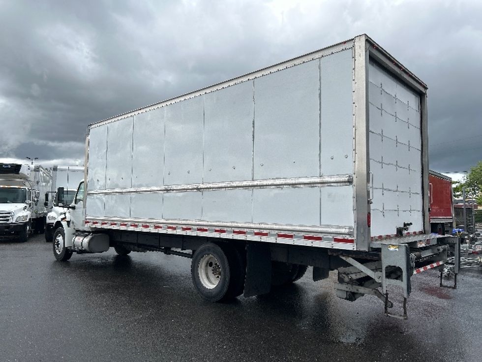 Medium Duty Box Truck-Light and Medium Duty Trucks-International-2022-MV607-West Sacramento-CA-159,583\n\t\tmiles-$ 62,000 - Image 6