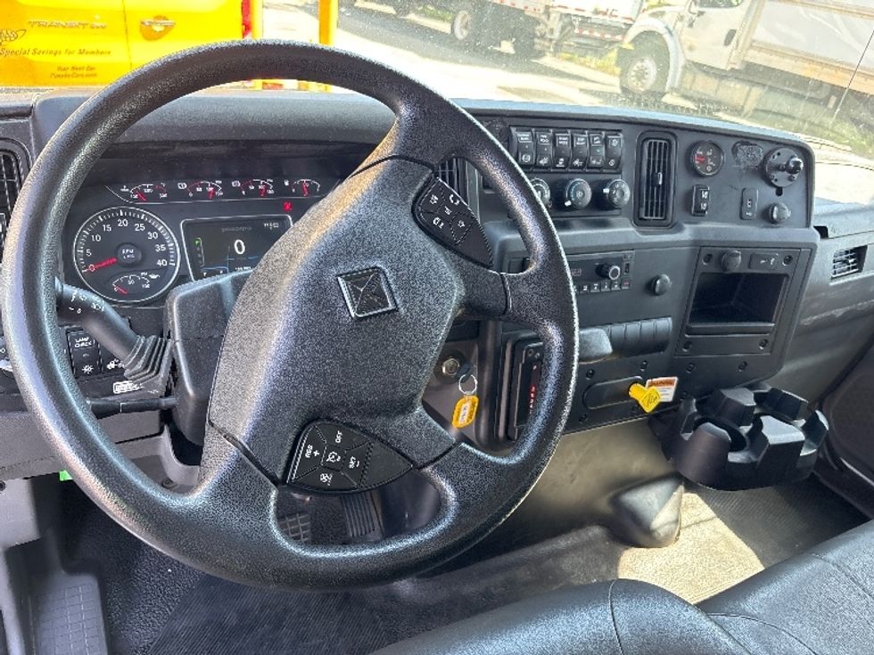 Medium Duty Box Truck-Light and Medium Duty Trucks-International-2022-MV607-West Sacramento-CA-159,583\n\t\tmiles-$ 62,000 - Image 18