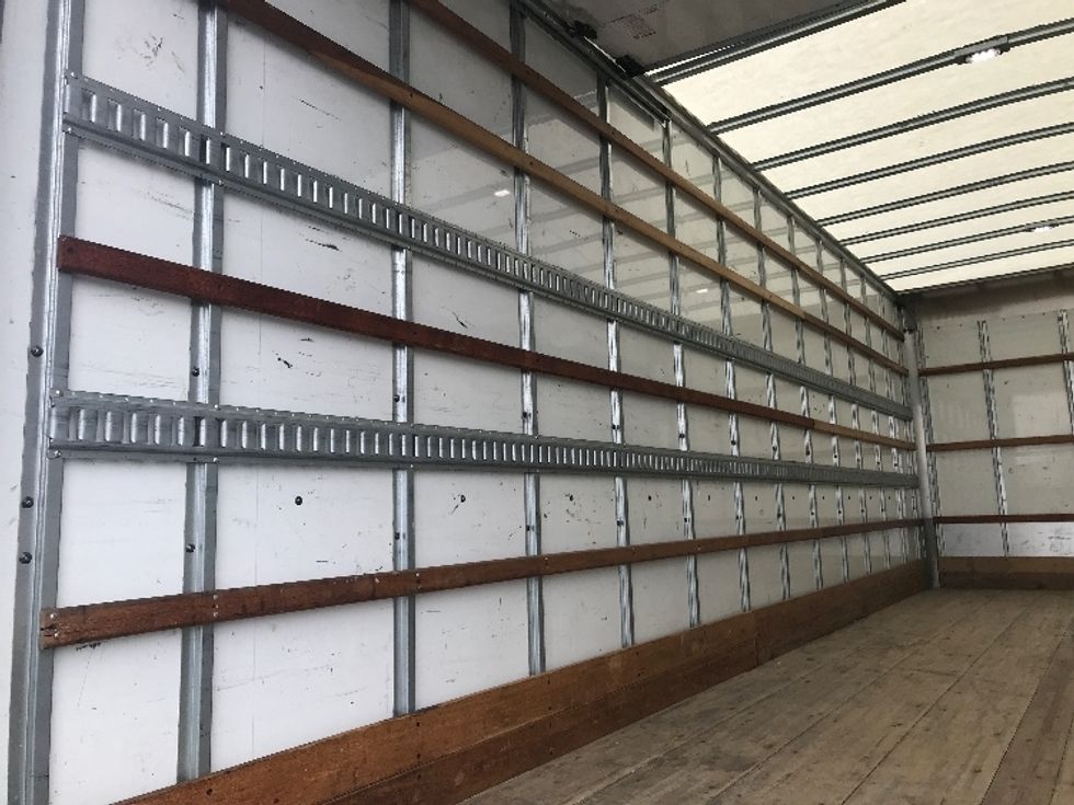 Medium Duty Box Truck-Light and Medium Duty Trucks-International-2022-MV607-West Sacramento-CA-184,825\n\t\tmiles-$ 57,000 - Image 11