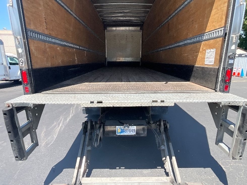 Medium Duty Box Truck-Light and Medium Duty Trucks-International-2022-MV607-West Sacramento-CA-211,157\n\t\tmiles-$ 60,500 - Image 10