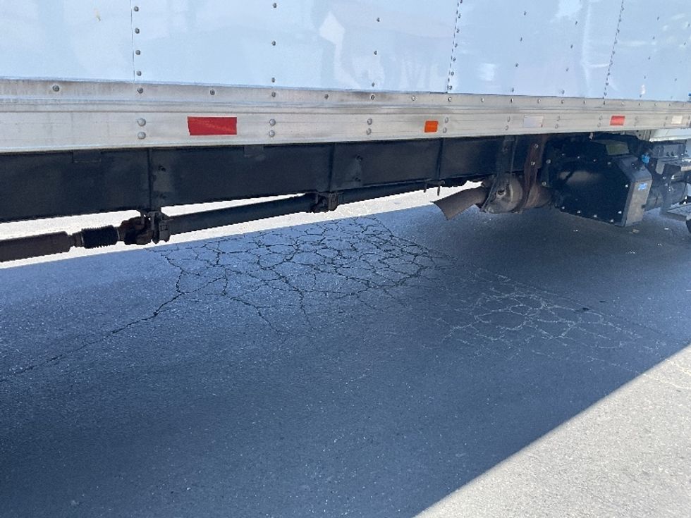 Medium Duty Box Truck-Light and Medium Duty Trucks-International-2022-MV607-West Sacramento-CA-211,157\n\t\tmiles-$ 60,500 - Image 14