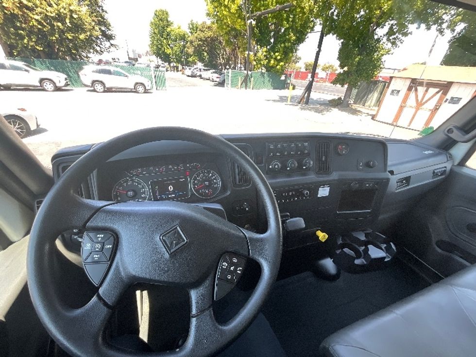 Medium Duty Box Truck-Light and Medium Duty Trucks-International-2022-MV607-West Sacramento-CA-211,157\n\t\tmiles-$ 60,500 - Image 17