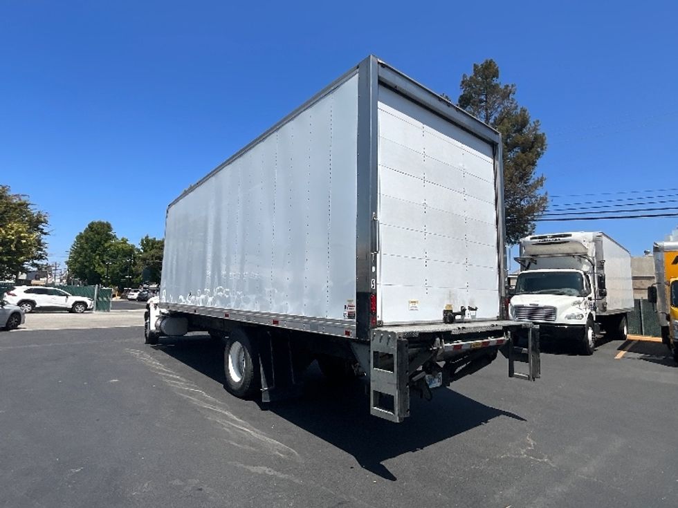 Medium Duty Box Truck-Light and Medium Duty Trucks-International-2022-MV607-West Sacramento-CA-211,157\n\t\tmiles-$ 60,500 - Image 25