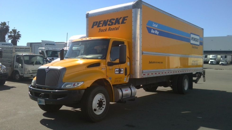 Medium Duty Box Truck-Light and Medium Duty Trucks-International-2022-MV607-West Sacramento-CA-219,489\n\t\tmiles-$ 46,250 - Image 3
