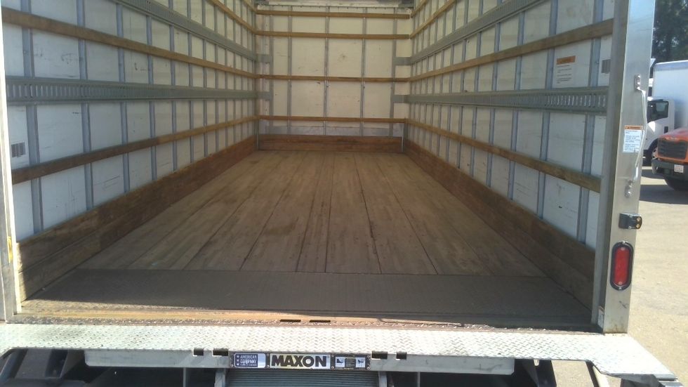 Medium Duty Box Truck-Light and Medium Duty Trucks-International-2022-MV607-West Sacramento-CA-219,489\n\t\tmiles-$ 46,250 - Image 10
