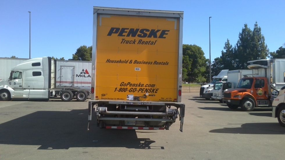 Medium Duty Box Truck-Light and Medium Duty Trucks-International-2022-MV607-West Sacramento-CA-219,489\n\t\tmiles-$ 46,250 - Image 7