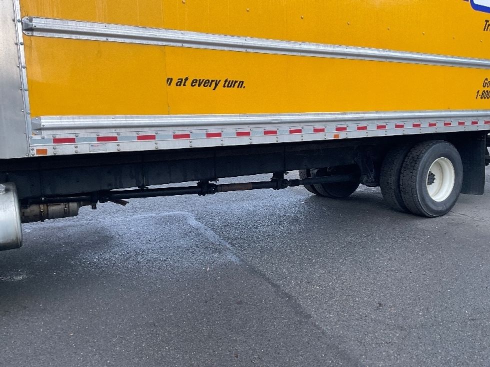 Medium Duty Box Truck-Light and Medium Duty Trucks-International-2022-MV607-West Sacramento-CA-222,460\n\t\tmiles-$ 48,250 - Image 5