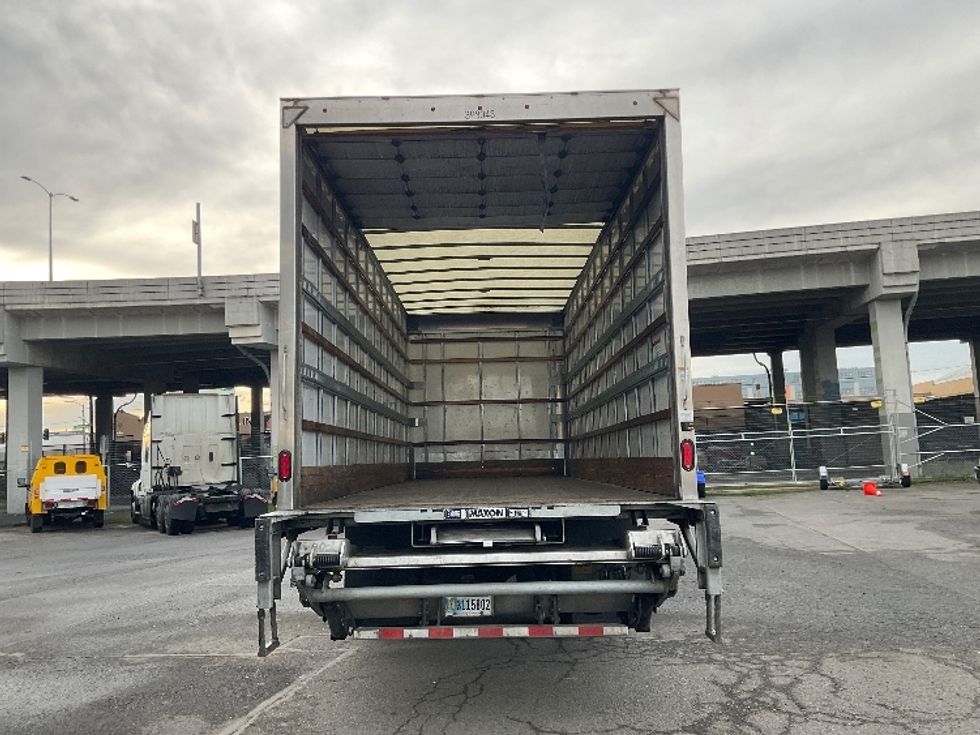 Medium Duty Box Truck-Light and Medium Duty Trucks-International-2022-MV607-West Sacramento-CA-222,460\n\t\tmiles-$ 48,250 - Image 8