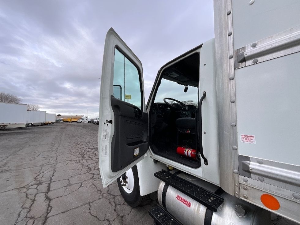 Medium Duty Box Truck-Light and Medium Duty Trucks-International-2022-MV607-West Valley City-UT-180,079\n\t\tmiles-$ 59,000 - Image 16