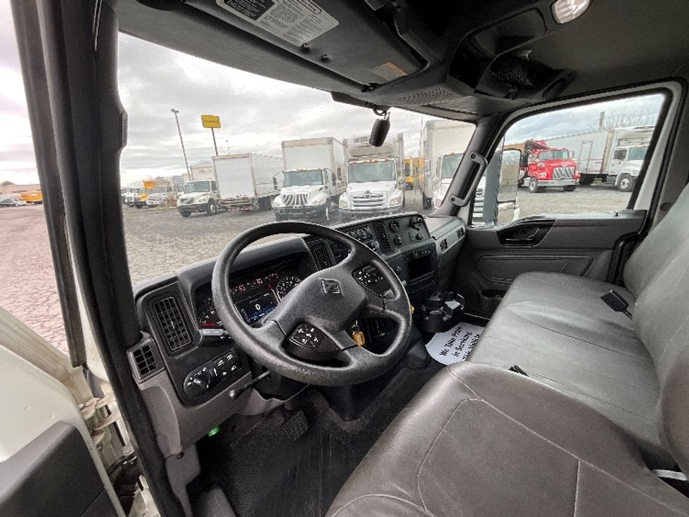 Medium Duty Box Truck-Light and Medium Duty Trucks-International-2022-MV607-West Valley City-UT-180,079\n\t\tmiles-$ 59,000 - Image 17