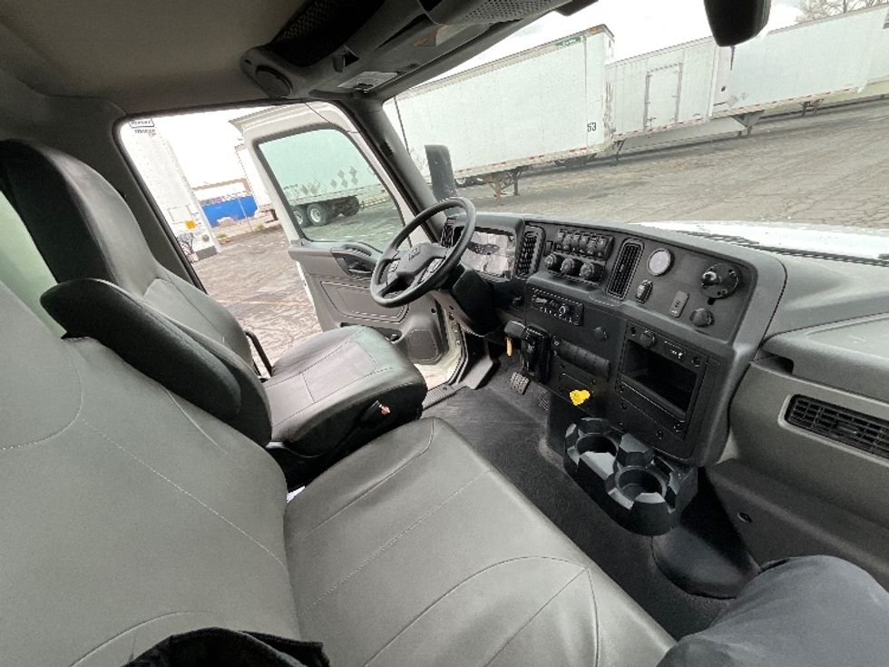 Medium Duty Box Truck-Light and Medium Duty Trucks-International-2022-MV607-West Valley City-UT-180,079\n\t\tmiles-$ 59,000 - Image 22