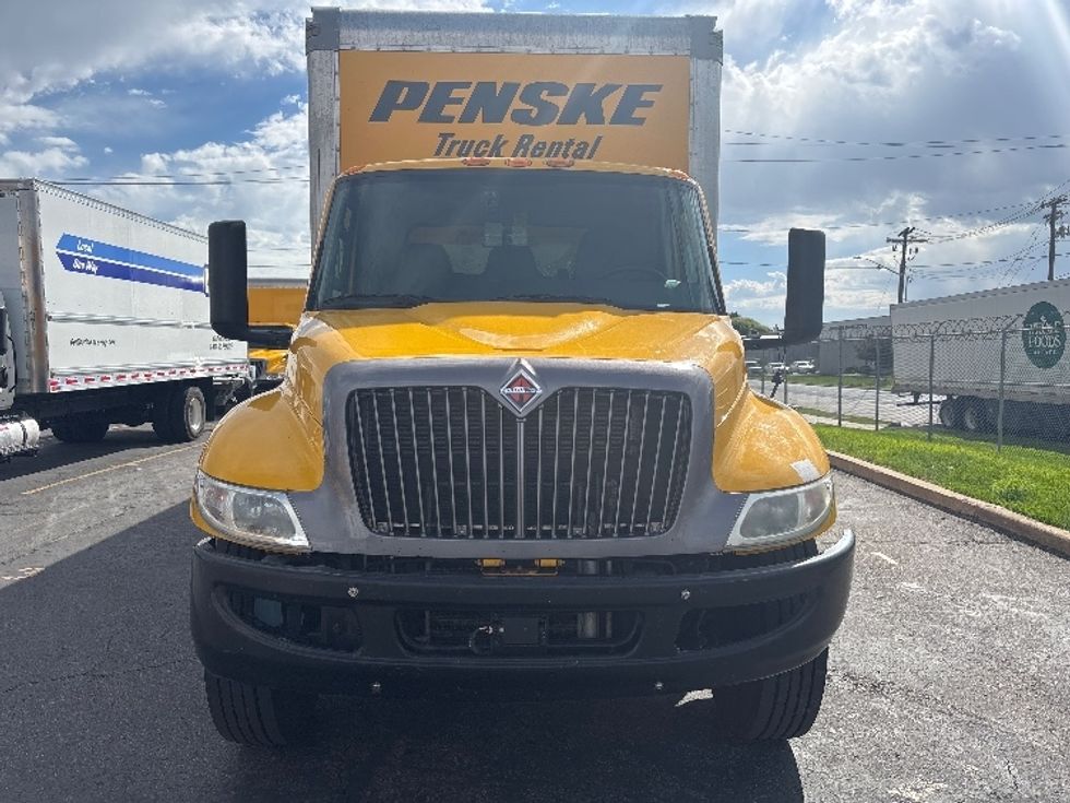 Medium Duty Box Truck-Light and Medium Duty Trucks-International-2022-MV607-West Valley City-UT-215,294\n\t\tmiles-$ 41,750 - Image 2