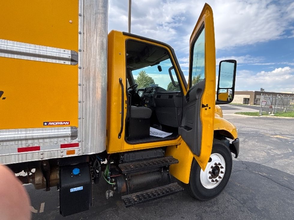 Medium Duty Box Truck-Light and Medium Duty Trucks-International-2022-MV607-West Valley City-UT-215,294\n\t\tmiles-$ 41,750 - Image 20