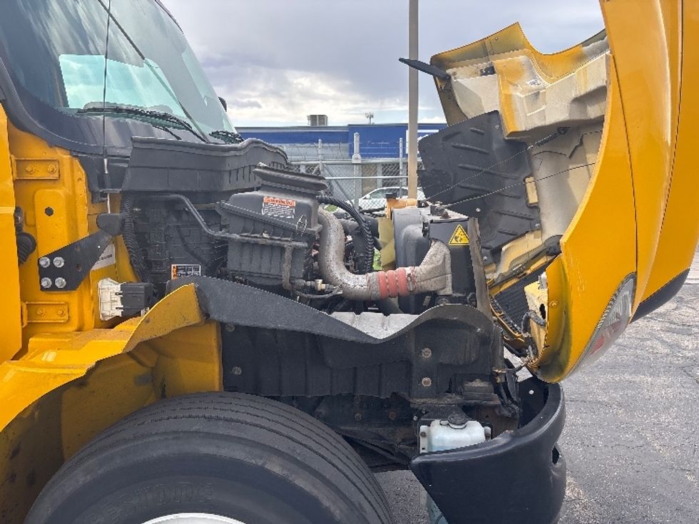 Medium Duty Box Truck-Light and Medium Duty Trucks-International-2022-MV607-West Valley City-UT-215,294\n\t\tmiles-$ 41,750 - Image 23