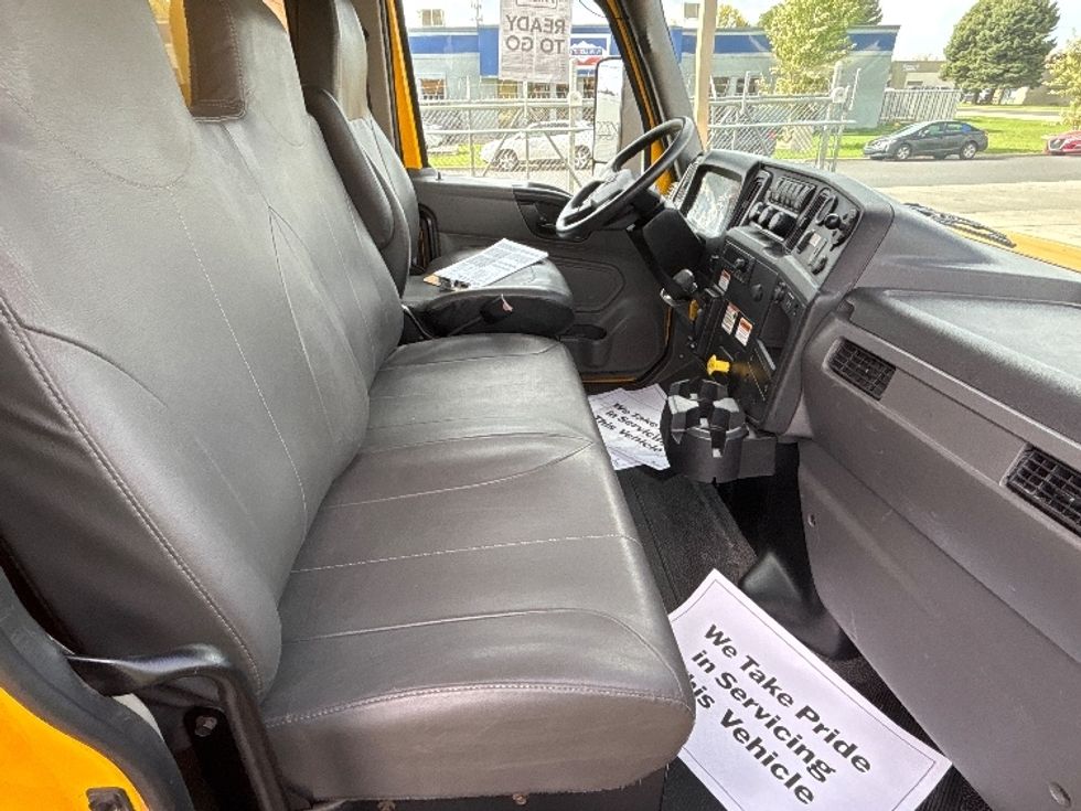 Medium Duty Box Truck-Light and Medium Duty Trucks-International-2022-MV607-West Valley City-UT-215,294\n\t\tmiles-$ 41,750 - Image 22