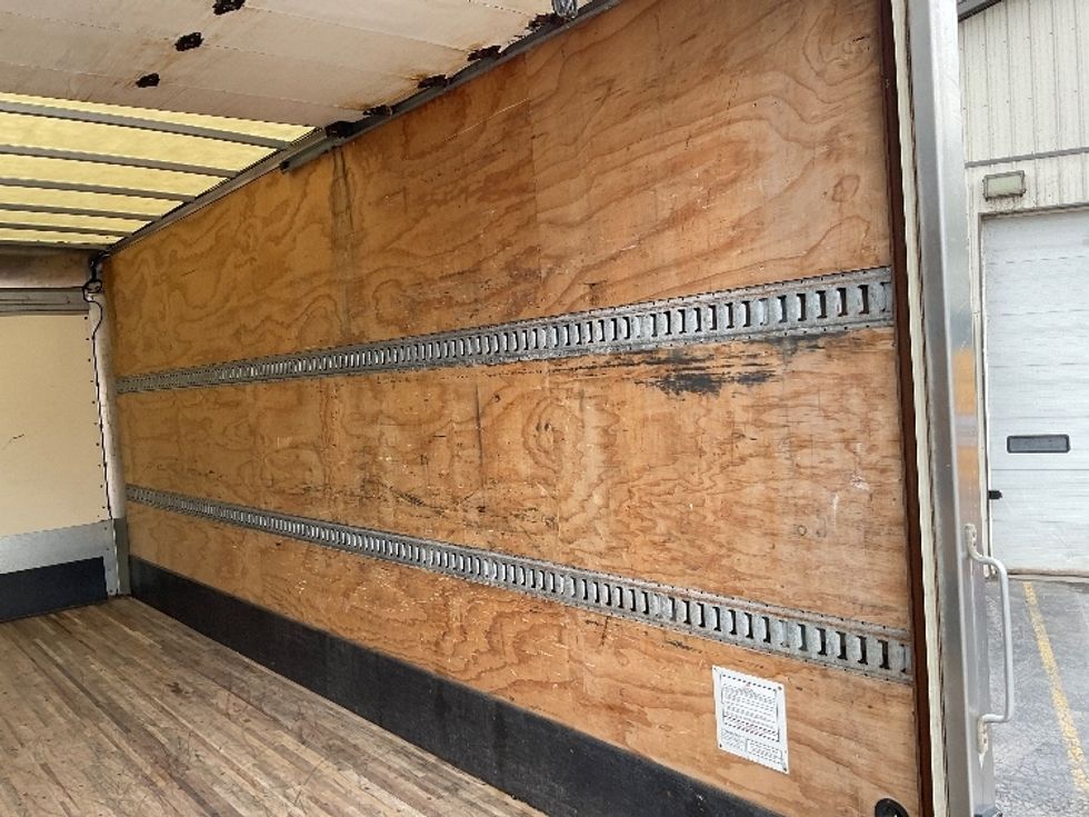 Medium Duty Box Truck-Light and Medium Duty Trucks-International-2022-MV607-Whitesboro-NY-96,563\n\t\tmiles-$ 61,000 - Image 12