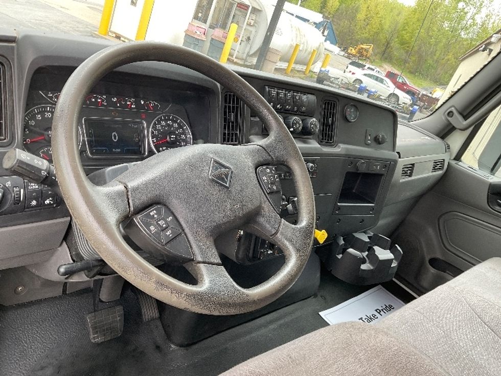 Medium Duty Box Truck-Light and Medium Duty Trucks-International-2022-MV607-Whitesboro-NY-96,563\n\t\tmiles-$ 61,000 - Image 17