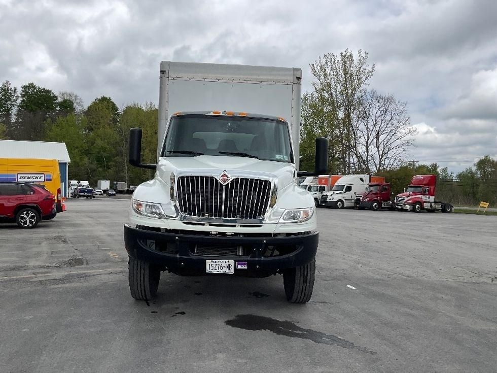 Medium Duty Box Truck-Light and Medium Duty Trucks-International-2022-MV607-Whitesboro-NY-96,563\n\t\tmiles-$ 61,000 - Image 2