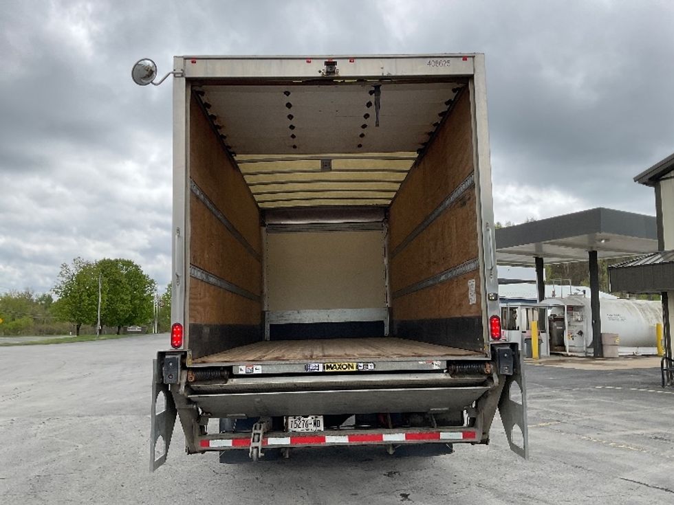 Medium Duty Box Truck-Light and Medium Duty Trucks-International-2022-MV607-Whitesboro-NY-96,563\n\t\tmiles-$ 61,000 - Image 8