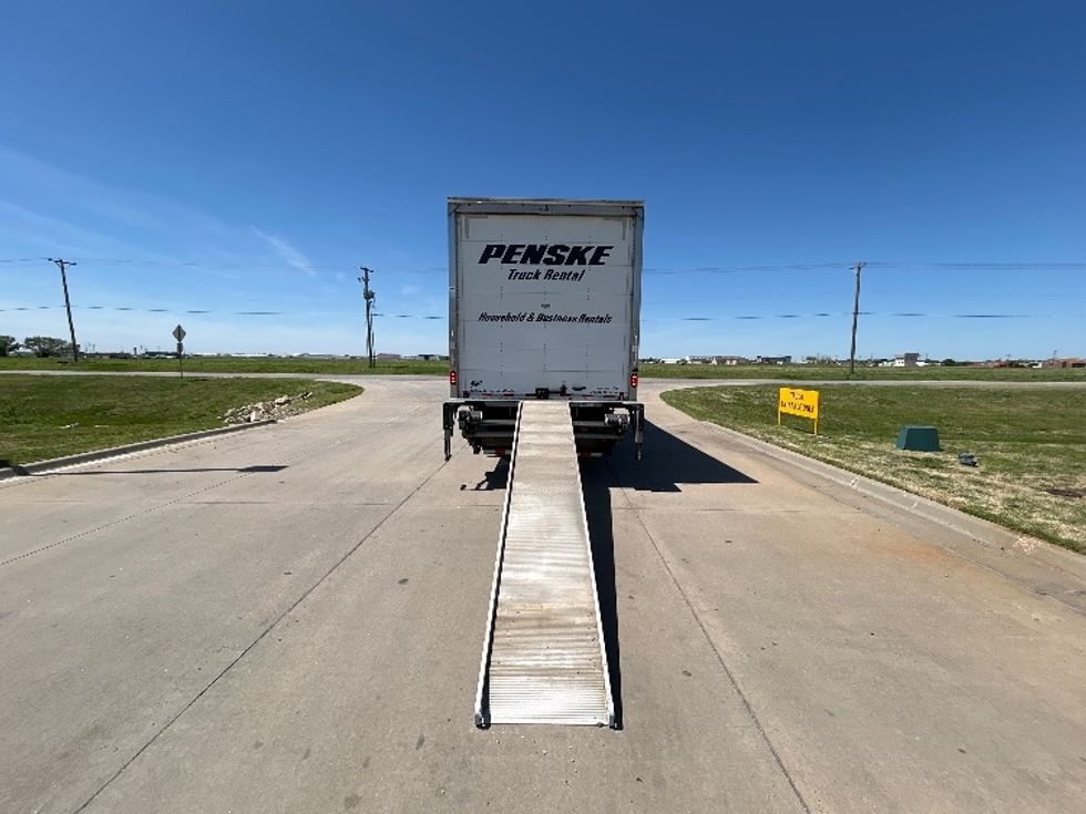 Medium Duty Box Truck-Light and Medium Duty Trucks-International-2022-MV607-Wichita-KS-206,150\n\t\tmiles-$ 53,250 - Image 26