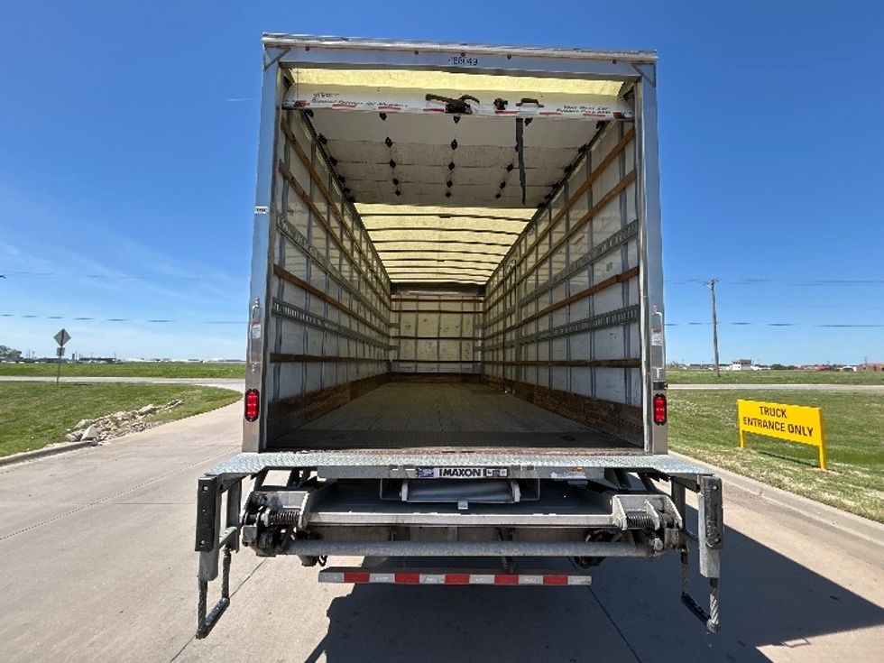Medium Duty Box Truck-Light and Medium Duty Trucks-International-2022-MV607-Wichita-KS-206,150\n\t\tmiles-$ 53,250 - Image 8