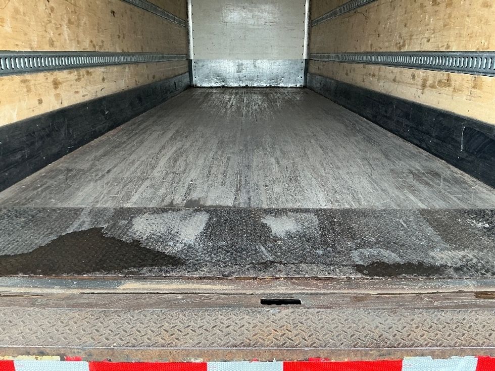 Medium Duty Box Truck-Light and Medium Duty Trucks-International-2022-MV607-Wilkes Barre-PA-280,729\n\t\tmiles-$ 32,750 - Image 10