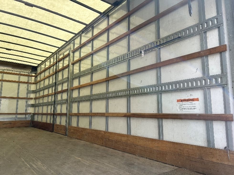 Medium Duty Box Truck-Light and Medium Duty Trucks-International-2022-MV607-Windsor-WI-106,938\n\t\tmiles-$ 72,000 - Image 12