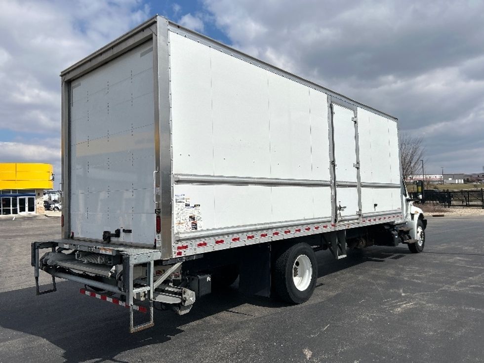 Medium Duty Box Truck-Light and Medium Duty Trucks-International-2022-MV607-Windsor-WI-106,938\n\t\tmiles-$ 72,000 - Image 13