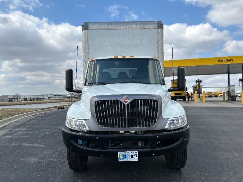 Medium Duty Box Truck-Light and Medium Duty Trucks-International-2022-MV607-Windsor-WI-106,938\n\t\tmiles-$ 72,000 - Image 2