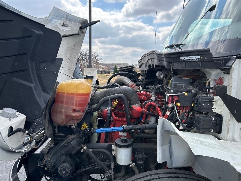 Medium Duty Box Truck-Light and Medium Duty Trucks-International-2022-MV607-Windsor-WI-106,938\n\t\tmiles-$ 72,000 - Image 24