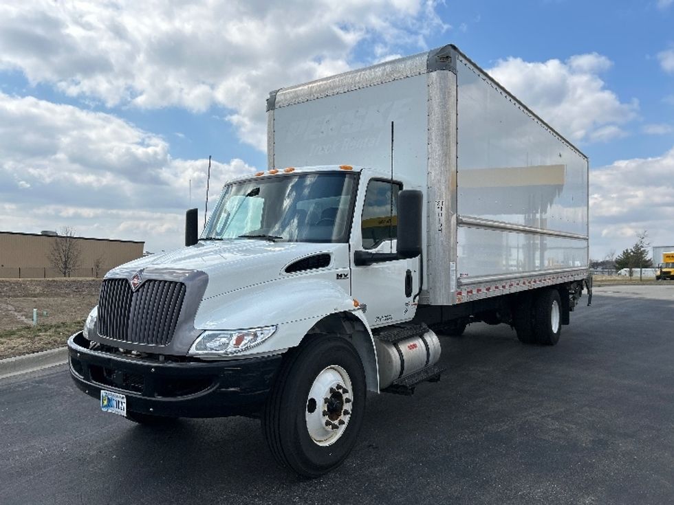 Medium Duty Box Truck-Light and Medium Duty Trucks-International-2022-MV607-Windsor-WI-106,938\n\t\tmiles-$ 72,000 - Image 3