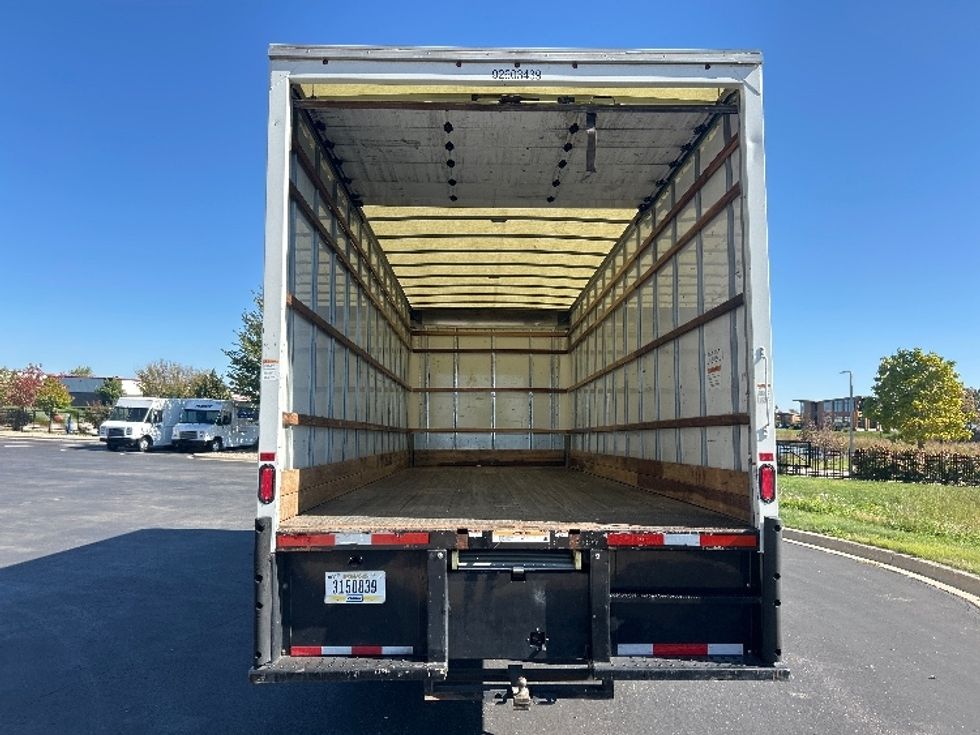 Medium Duty Box Truck-Light and Medium Duty Trucks-International-2022-MV607-Windsor-WI-209,155\n\t\tmiles-$ 42,500 - Image 8