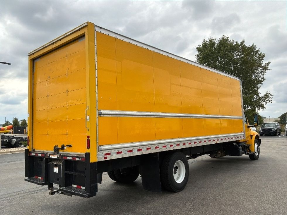 Medium Duty Box Truck-Light and Medium Duty Trucks-International-2022-MV607-Windsor-WI-239,739\n\t\tmiles-$ 38,750 - Image 13