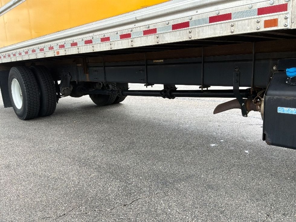 Medium Duty Box Truck-Light and Medium Duty Trucks-International-2022-MV607-Windsor-WI-239,739\n\t\tmiles-$ 38,750 - Image 14