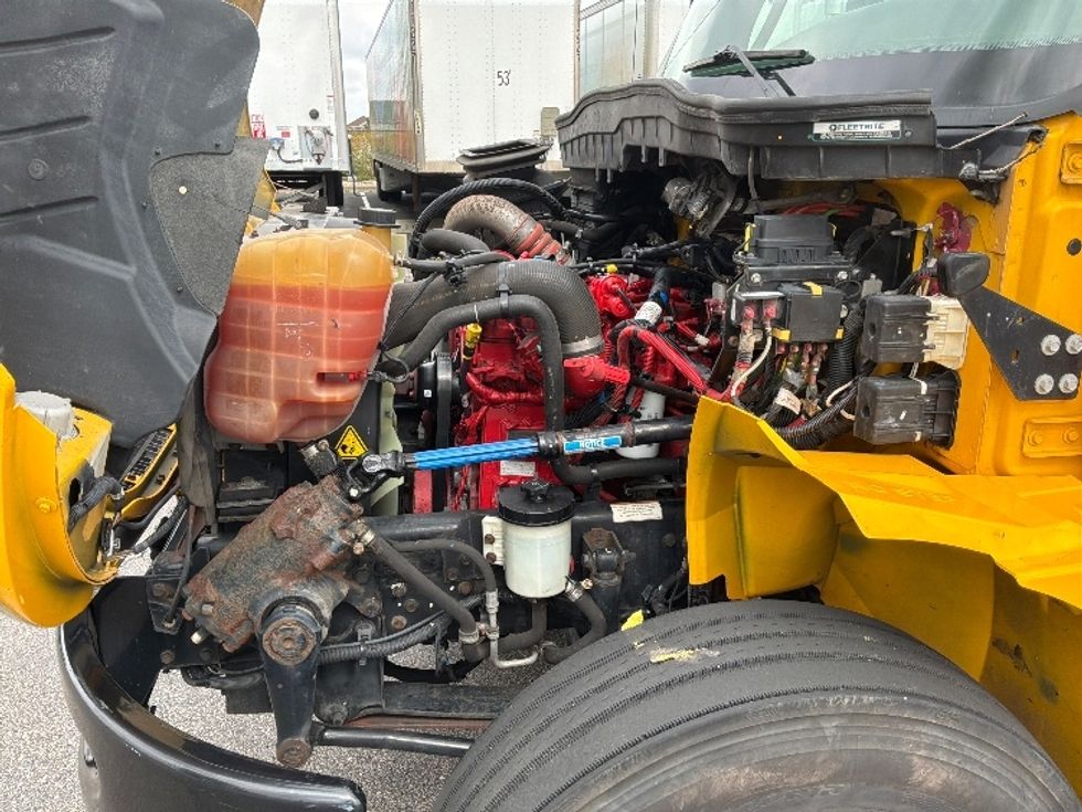 Medium Duty Box Truck-Light and Medium Duty Trucks-International-2022-MV607-Windsor-WI-239,739\n\t\tmiles-$ 38,750 - Image 24