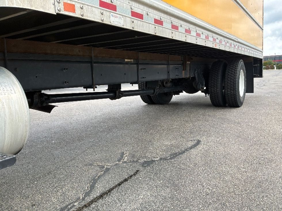 Medium Duty Box Truck-Light and Medium Duty Trucks-International-2022-MV607-Windsor-WI-239,739\n\t\tmiles-$ 38,750 - Image 5