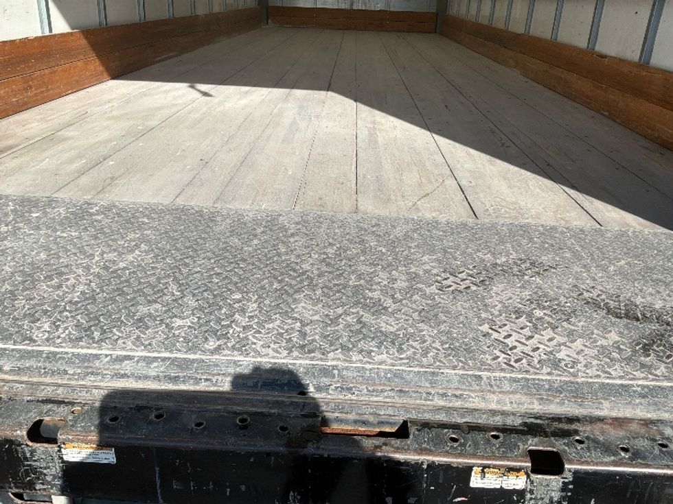 Medium Duty Box Truck-Light and Medium Duty Trucks-International-2022-MV607-Yakima-WA-241,799\n\t\tmiles-$ 42,750 - Image 10