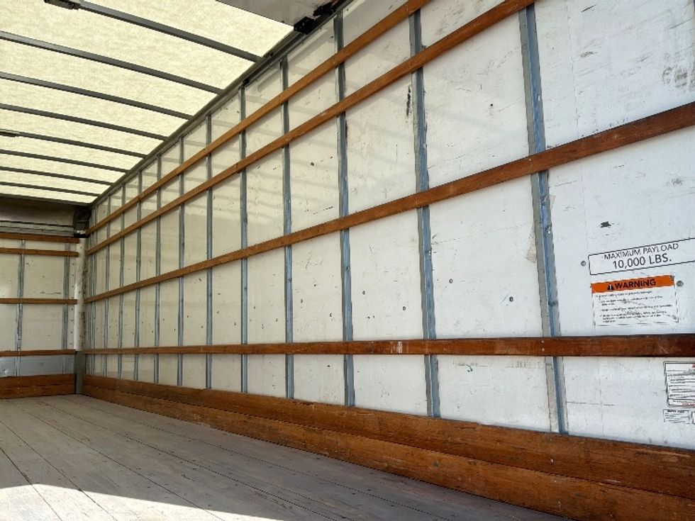 Medium Duty Box Truck-Light and Medium Duty Trucks-International-2022-MV607-Yakima-WA-241,799\n\t\tmiles-$ 42,750 - Image 12