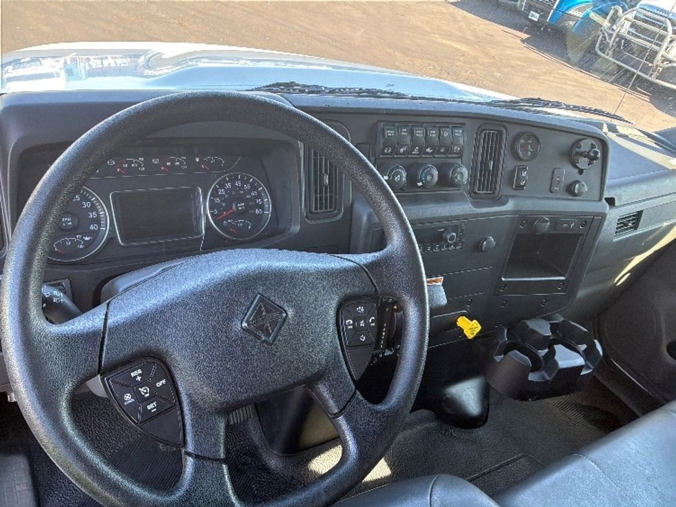 Medium Duty Box Truck-Light and Medium Duty Trucks-International-2022-MV607-Yakima-WA-241,799\n\t\tmiles-$ 42,750 - Image 18