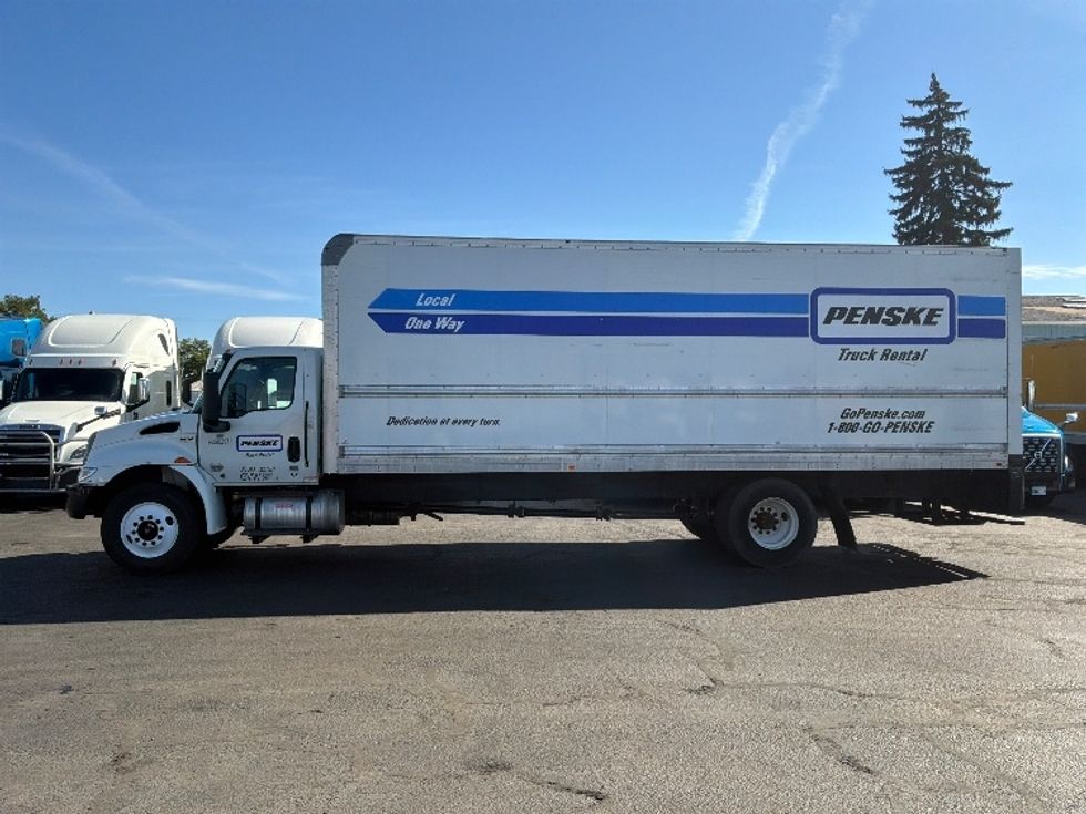 Medium Duty Box Truck-Light and Medium Duty Trucks-International-2022-MV607-Yakima-WA-241,799\n\t\tmiles-$ 42,750 - Image 4