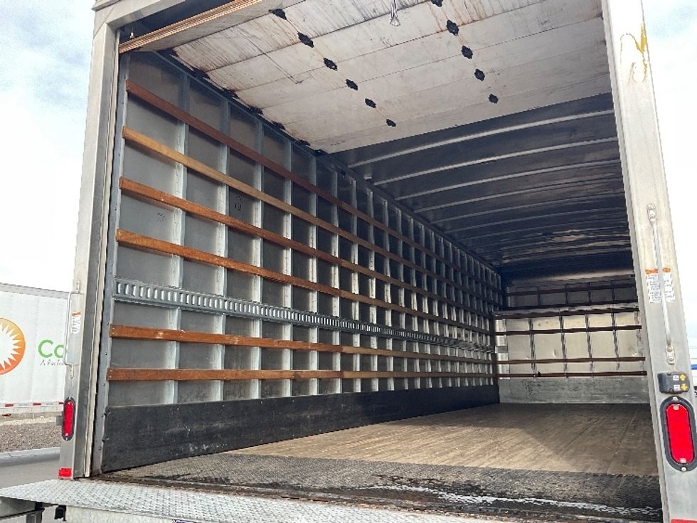 Medium Duty Box Truck-Light and Medium Duty Trucks-International-2022-MV607-Yakima-WA-246,041\n\t\tmiles-$ 49,250 - Image 11