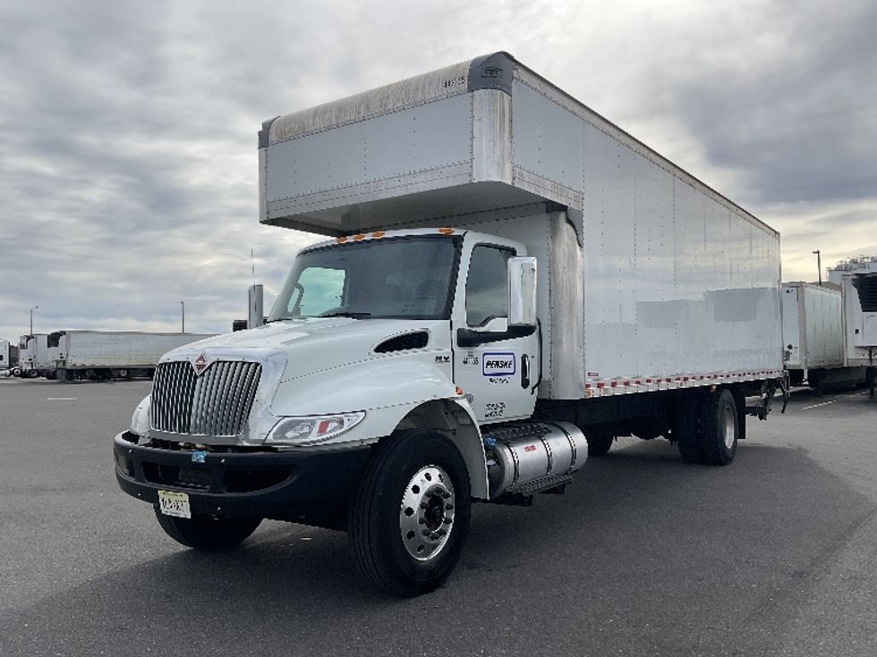 Medium Duty Box Truck-Light and Medium Duty Trucks-International-2022-MV607-Yakima-WA-246,041\n\t\tmiles-$ 49,250 - Image 3