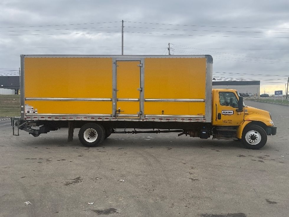 Medium Duty Box Truck-Light and Medium Duty Trucks-International-2022-MV607-Youngstown-OH-141,944\n\t\tmiles-$ 65,250 - Image 15