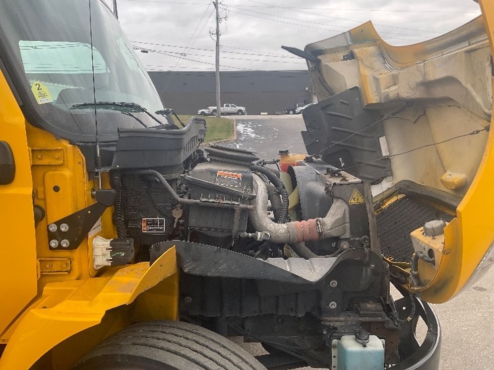 Medium Duty Box Truck-Light and Medium Duty Trucks-International-2022-MV607-Youngstown-OH-141,944\n\t\tmiles-$ 65,250 - Image 23