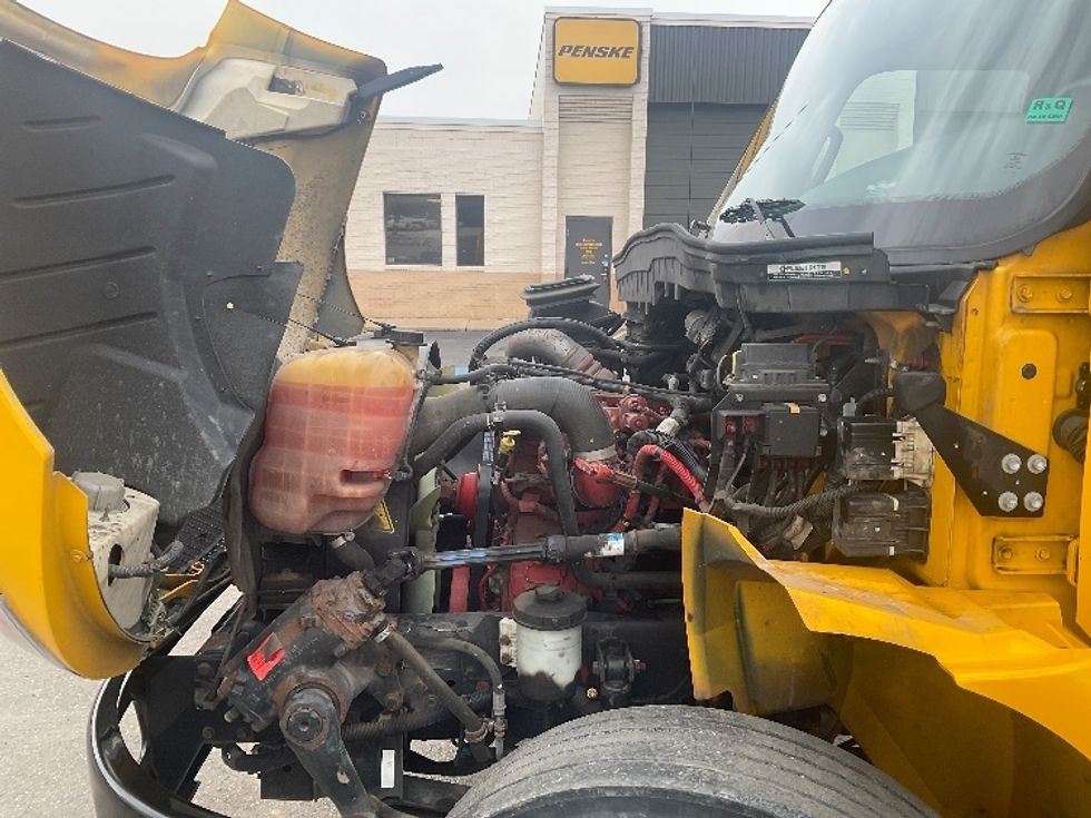 Medium Duty Box Truck-Light and Medium Duty Trucks-International-2022-MV607-Youngstown-OH-141,944\n\t\tmiles-$ 65,250 - Image 24