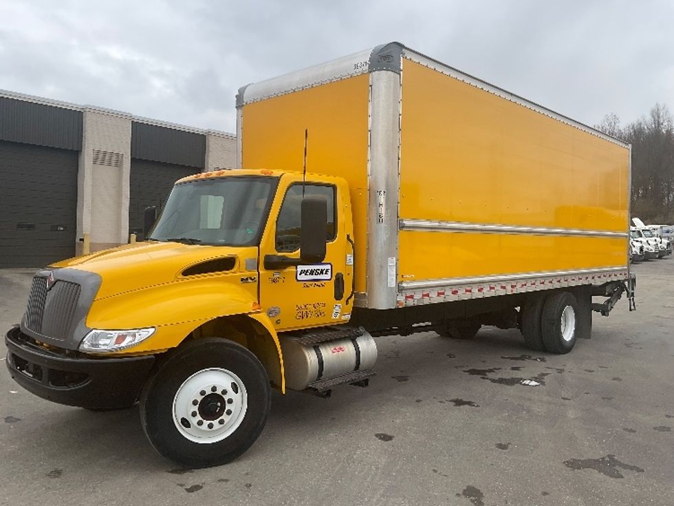 Medium Duty Box Truck-Light and Medium Duty Trucks-International-2022-MV607-Youngstown-OH-141,944\n\t\tmiles-$ 65,250 - Image 3
