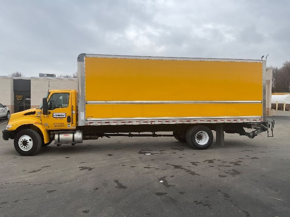Medium Duty Box Truck-Light and Medium Duty Trucks-International-2022-MV607-Youngstown-OH-141,944\n\t\tmiles-$ 65,250 - Image 4