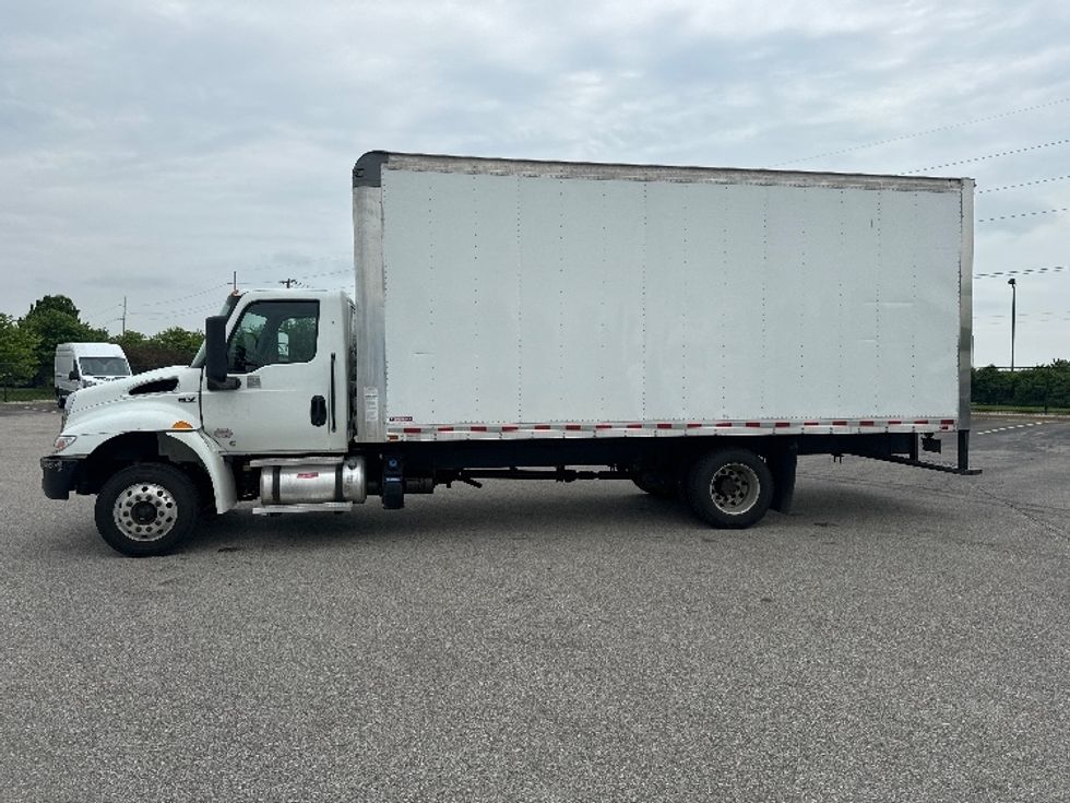 Medium Duty Box Truck-Light and Medium Duty Trucks-International-2022-MV607LP-Byron Center-MI-140,000\n\t\tmiles-$ 61,750 - Image 4