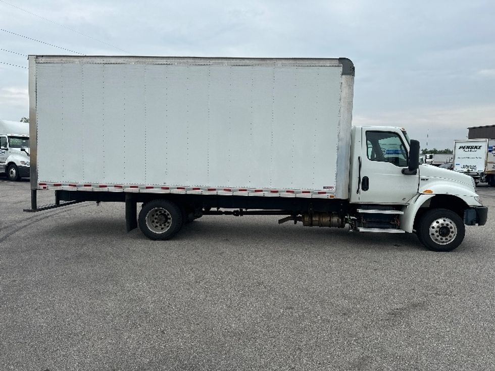 Medium Duty Box Truck-Light and Medium Duty Trucks-International-2022-MV607LP-Byron Center-MI-140,000\n\t\tmiles-$ 61,750 - Image 14